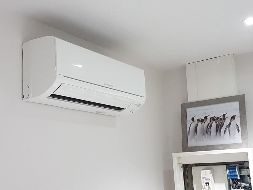 Mitshubicho électrique