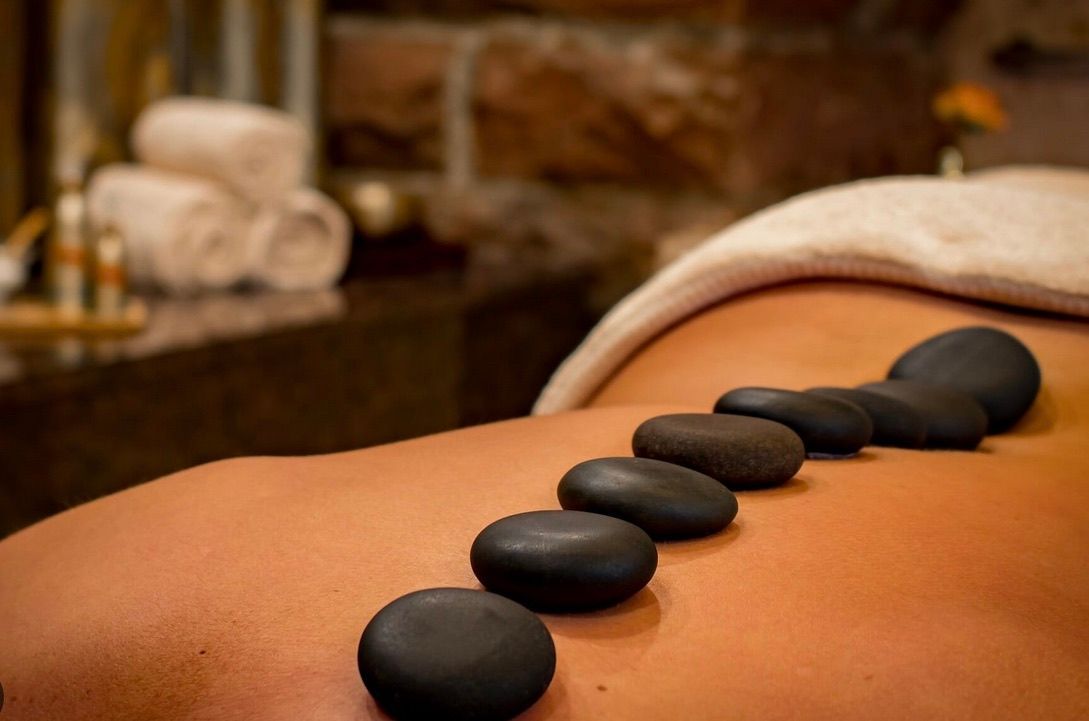 Hotstonemassage