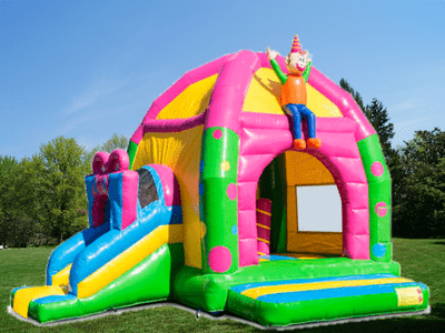 Hüpfburg XL Party mit Rutsche mieten XL grosse Huepfburg Party mit Rutsche guenstig mieten Frankfurt Hanau Giessen Junge Maedchen