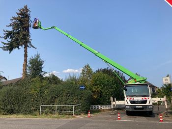 LKW mit Hebebühne LKW mit Hebebühne