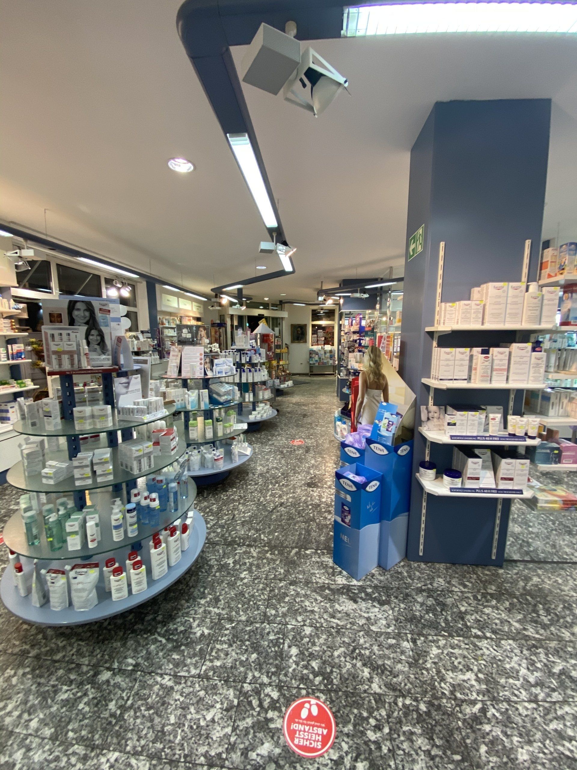 Innenraum der Apotheke