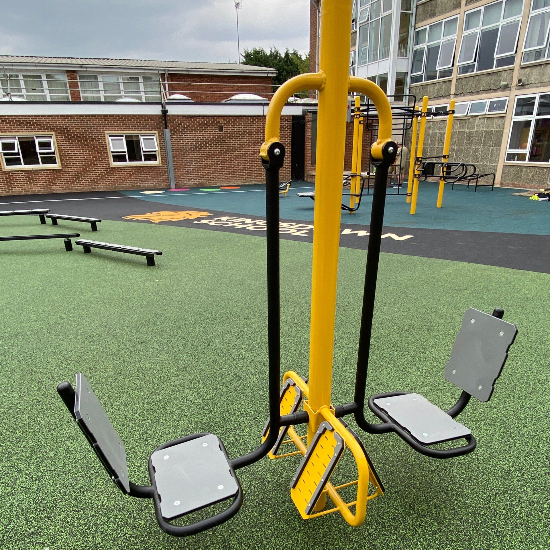 Optifit Activity dual leg press