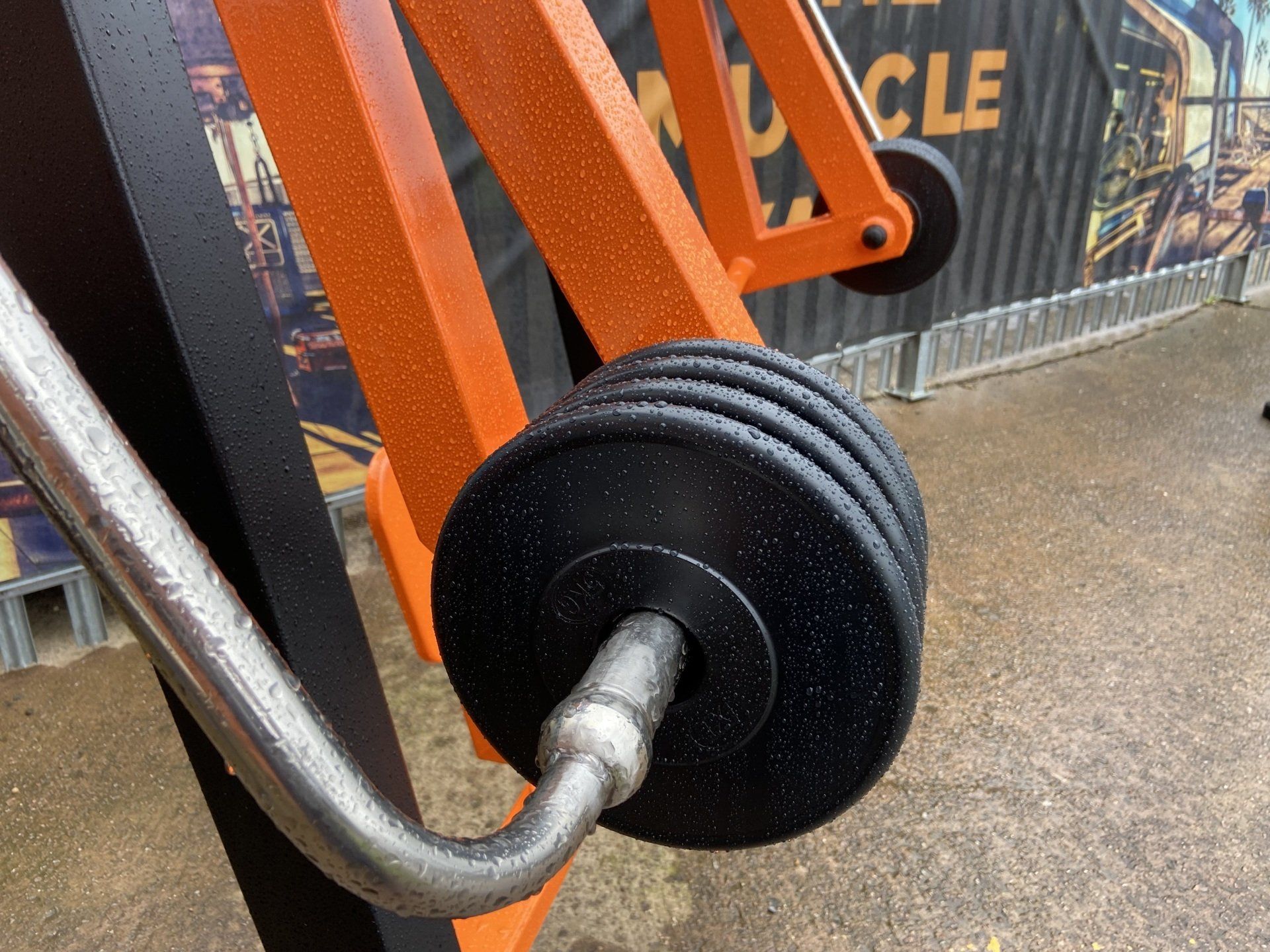 OPTSTR-006 OptiFit Strive Outdoor Variable Load Chest Press Weight Mechanism