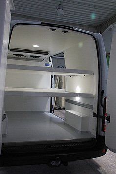 2x GFK-Zwischenboden in Renault Master Kühlfahrzeug