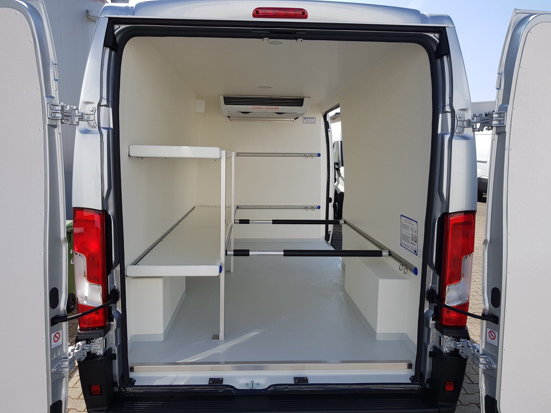 Fiat Ducato Frischdienstfahrzeug mit Regal