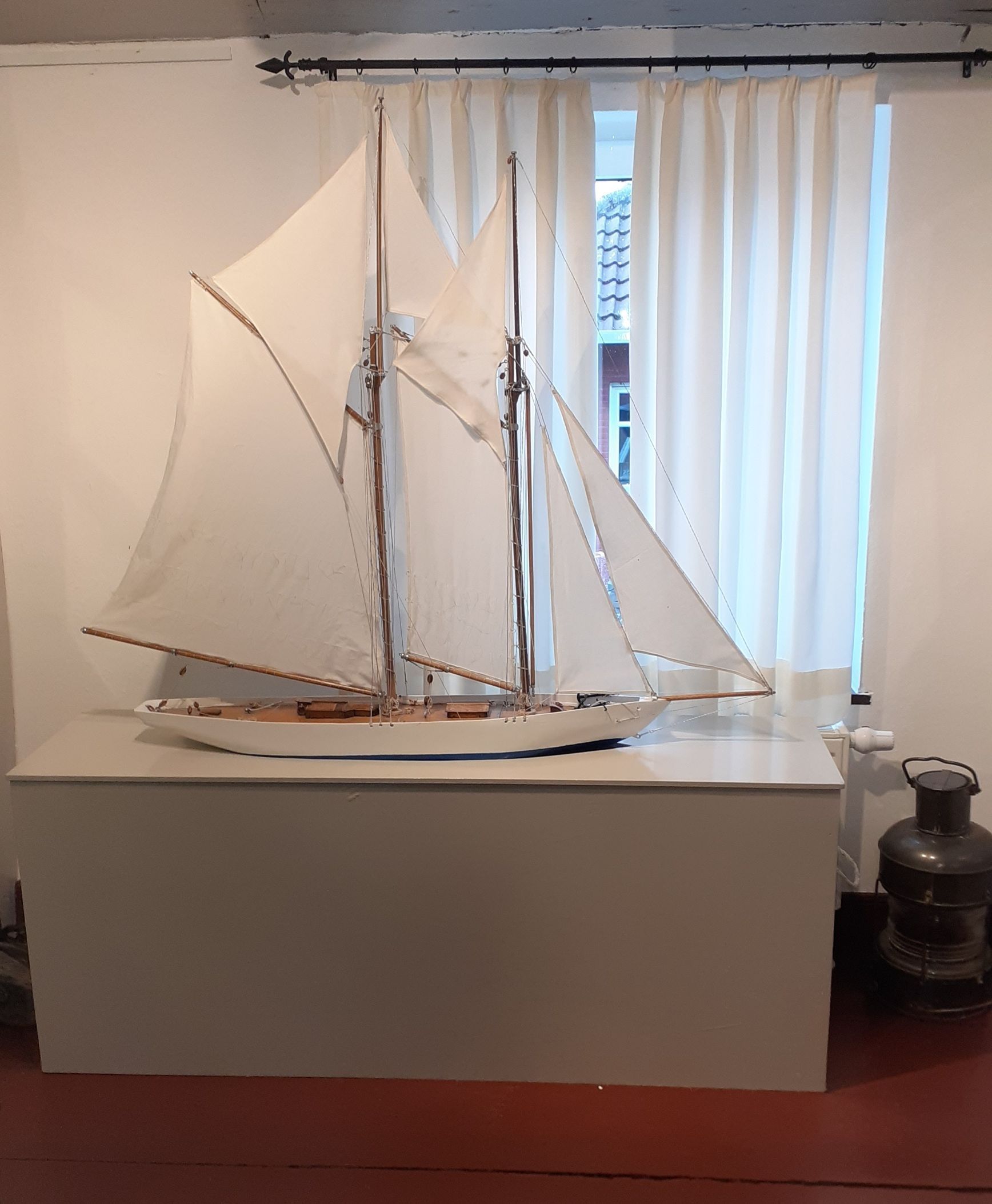 Modell einer Segelyacht