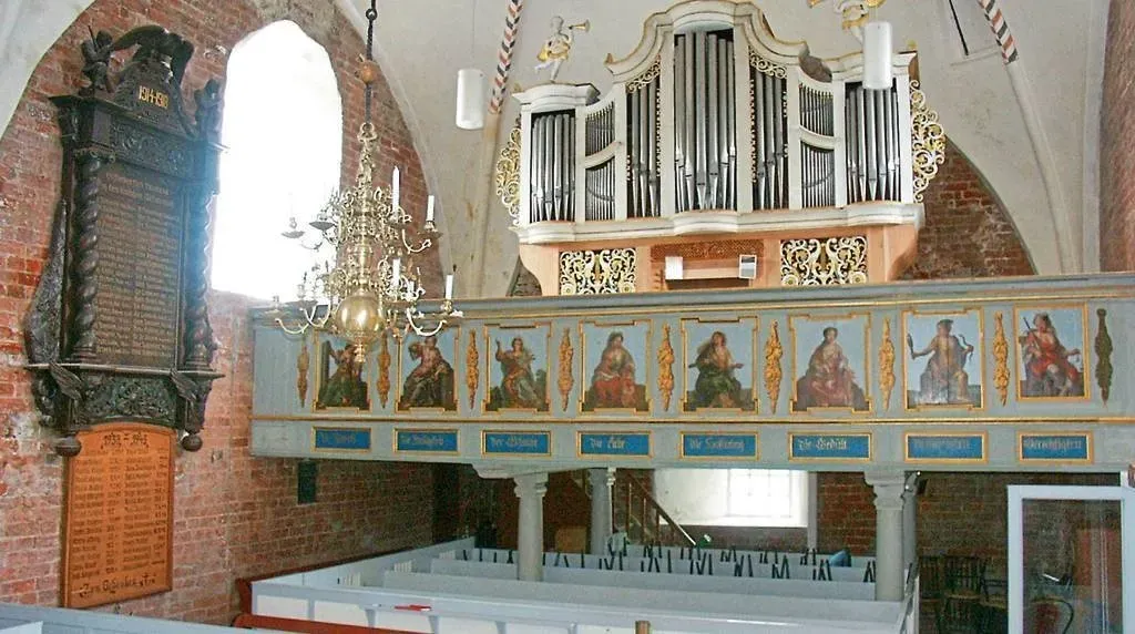 Die Orgel in der Kirche Westeraccum