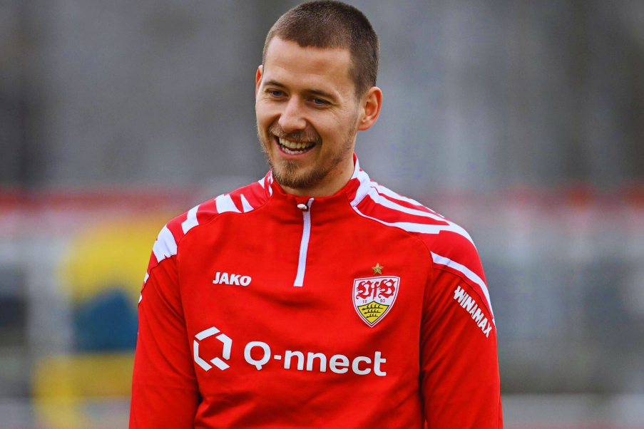 Waldemar Anton player of Borussia Dortmund, in his stage with VFB Stuttgart