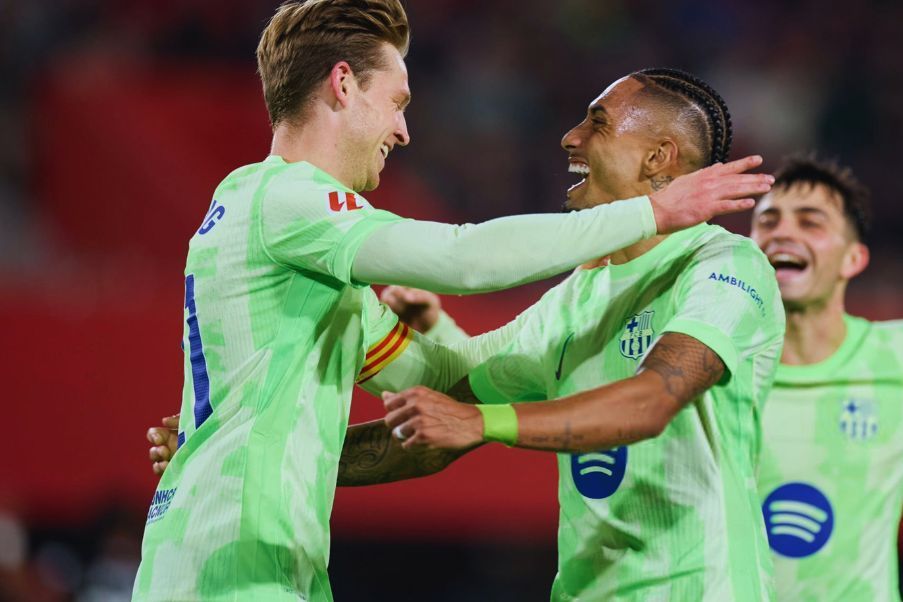 FC Barcelona Frenkie de Jong y Raphinha fueron anotadores del Barcelona en el triunfo 1-5 sobre el  RCD Mallorca en Son Moix.