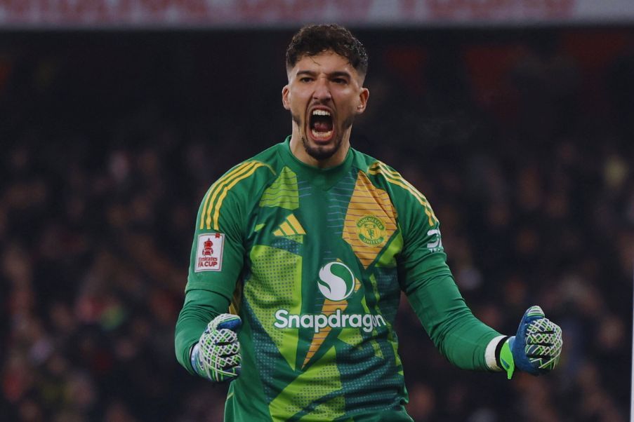 Altay Bayindir Altay Bayindir turkish goalkeeper of Manchester United, was hero for several saves.