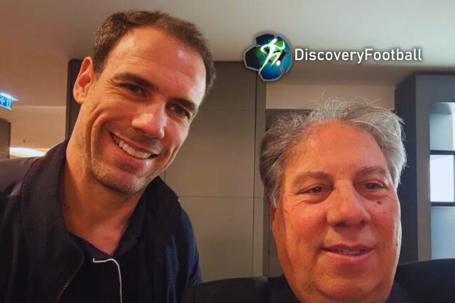 Bruno Cheyrou Former French Bruno Cheyrou with Manos Staramopoulos Chief Editor of Discoveryfootball.com in Athens (Greece).