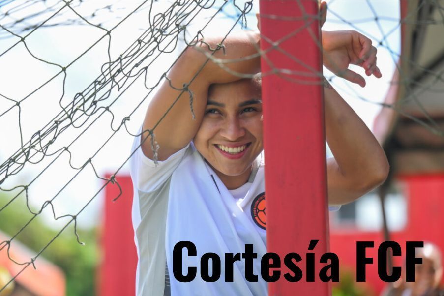 Colombia Femenina La Selección Colombia Femenina de Mayores cierra su preparación de cara a su debut en la Conmebol Liga de las Naciones ante Perú.