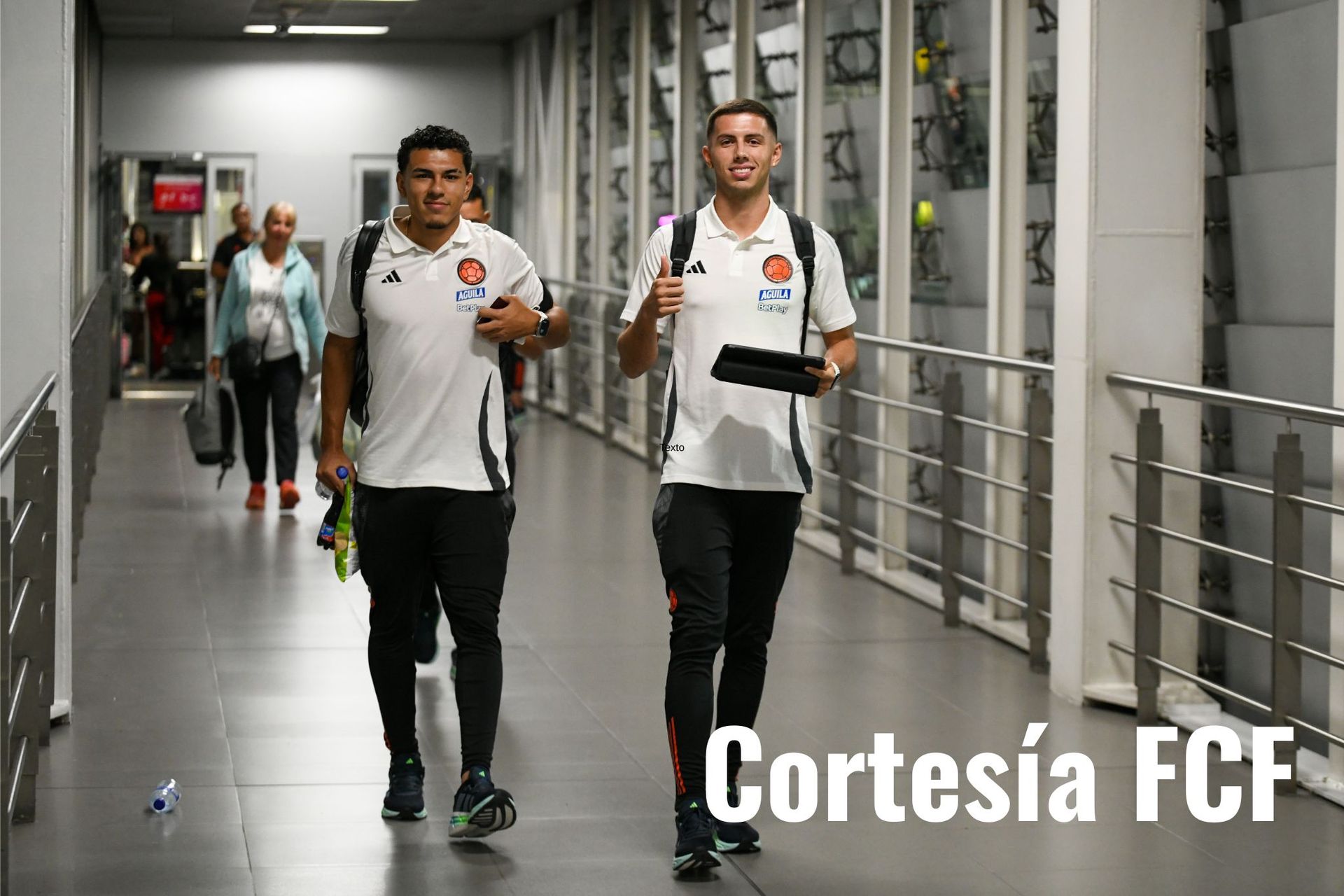 Colombia Sub20 La Selección Colombia Sub 20 viajó el domingo a Paraguay para dos amistosos internacionales antes del Mundial de la categoria.