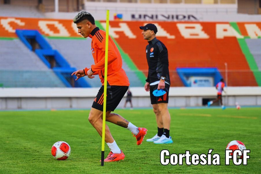 Colombia Tercera práctica de la Selección Colombia en Cochabamba pensando en el duelo ante Bolivia en El Alto.