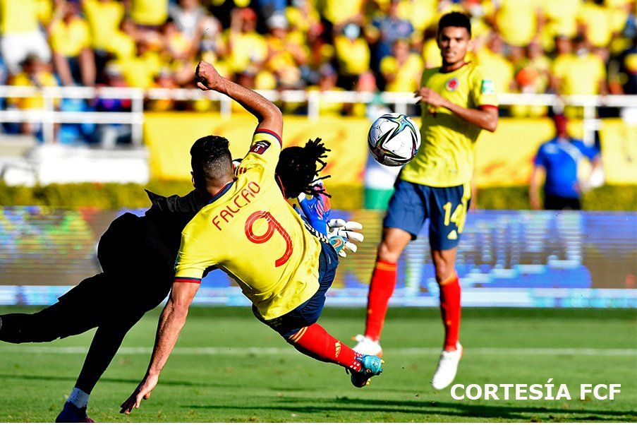 Selección Colombia Radamel Falcao en una acción del Colombia ante Perú en Barranquilla