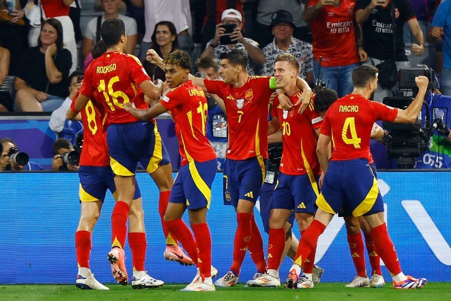 España España venció a la selección francesa 2-1 y jugará la final de la presente Eurocopa de Naciones
