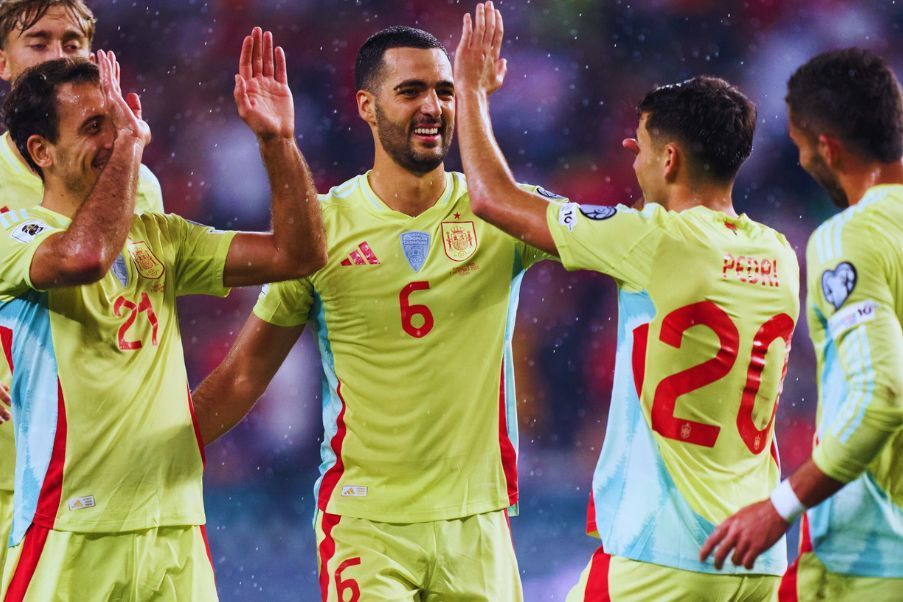 Spain Spain won about Turkey 0-6 in Konya with a great exhibition of football.