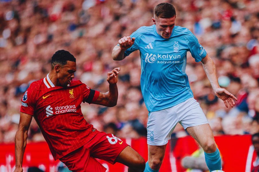 El Nottingham Forest conquistó Anfield con una victoria de altura por la mínima gracias al solitario gol de Callum Hudson Odoi. Aquí un lance del juego.EPIC