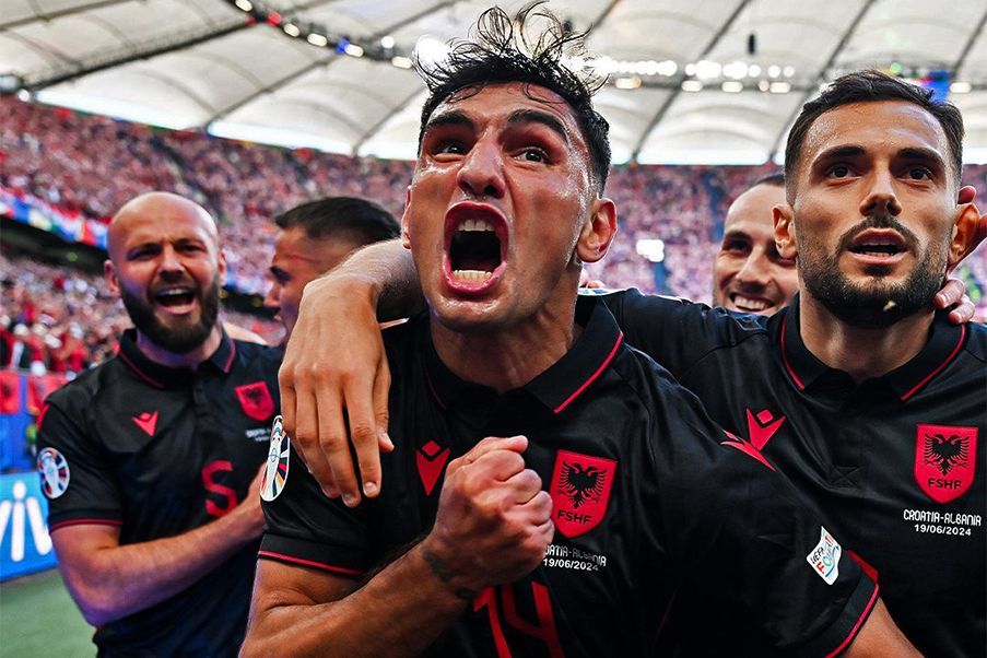 Klaus Gjasula El veterano mediocampista del Darmstadt alemán; Klaus Gjasula, firmó un agónico empate para el 2-2 de Albania ante Croacia