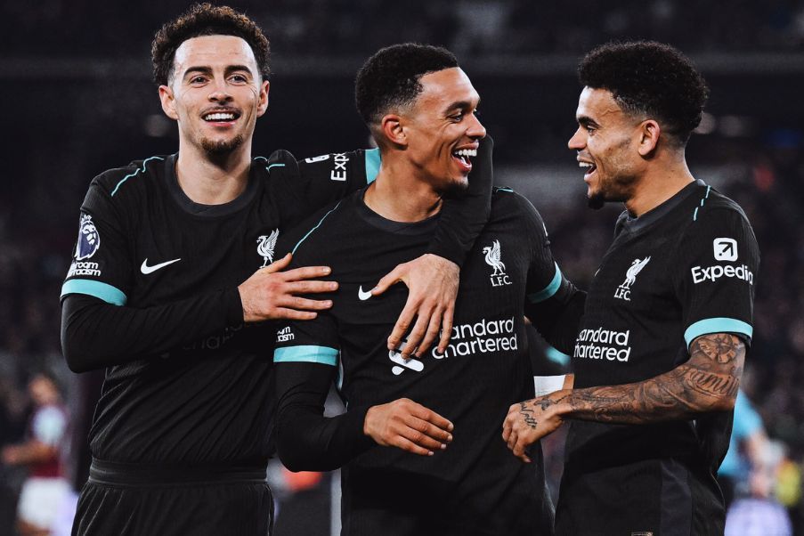 Liverpool El Liverpool atropelló al West Ham en el LondonStadium y confirmó que es el gran favorito al título de la Premier, por todas las virtudes que aglutina.