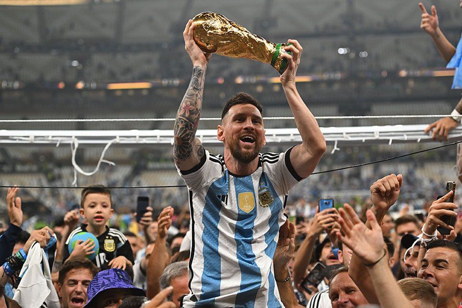 Messi celebra la conquista del tercer Mundial para Argentina