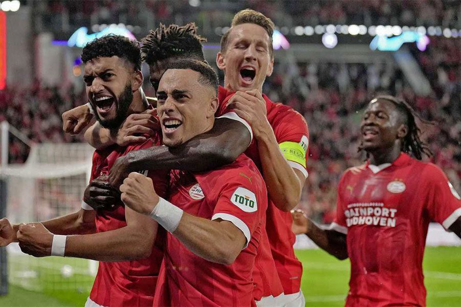 PSV El PSV arrolló al Rangers FC y se metió en la fase de grupos de la Champions