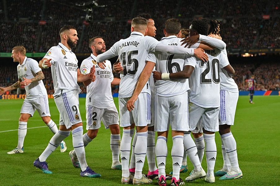 Real Madrid El Real Madrid aplastó al Barça y jugará la final de la Copa del Rey
