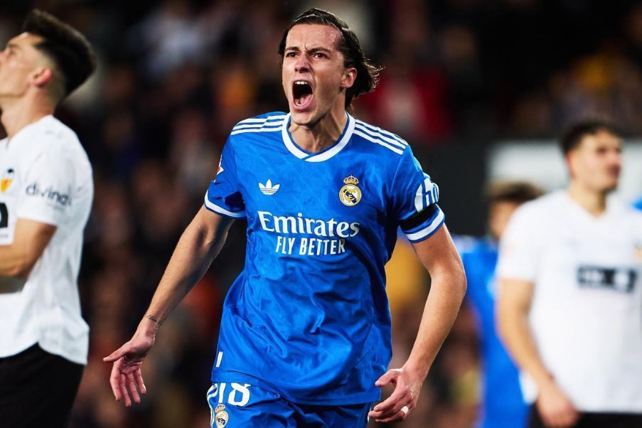 Real Madrid Álvaro Carreras scored Real Madrid's first goal in their 2-0 victory over Valencia.