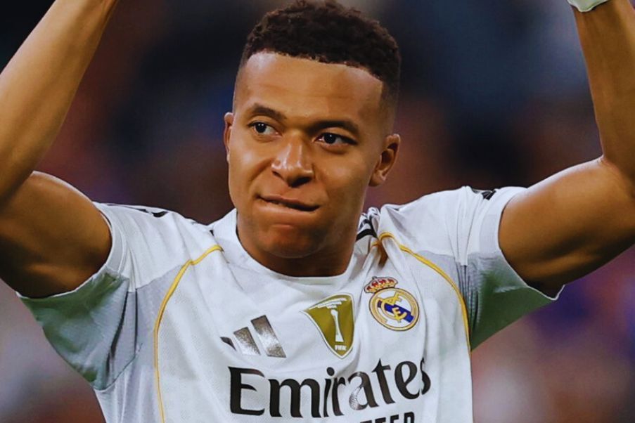 Mbappe Kylian Mbappe firmó una gran actuación ante el FC Barcelona en Chamartín. El astro francés puso por delante al Madrid en la victoria 2-1.