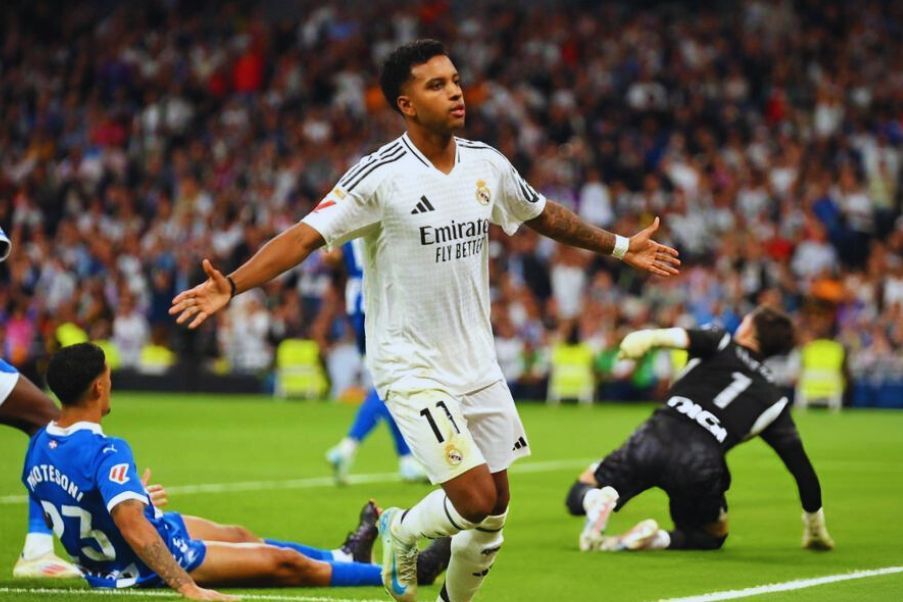Rodrygo Rodrygo anotó el 3-0 parcial del Real Madrid en su victoria final 3-2 sobre un aguerrido Deportivo Alavés. EPIC