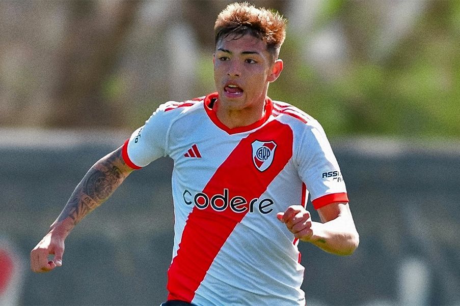 Agustín Ruberto, atacante de 18 años de River Plate y de la Argentina Sub 17.