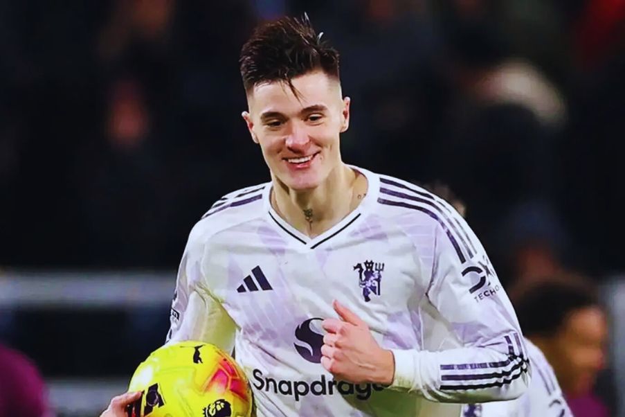 Sesko Benjamin Sesko anotó el tanto de la igualdad del Manchester United en el último minuto ante el West Ham en Londres.