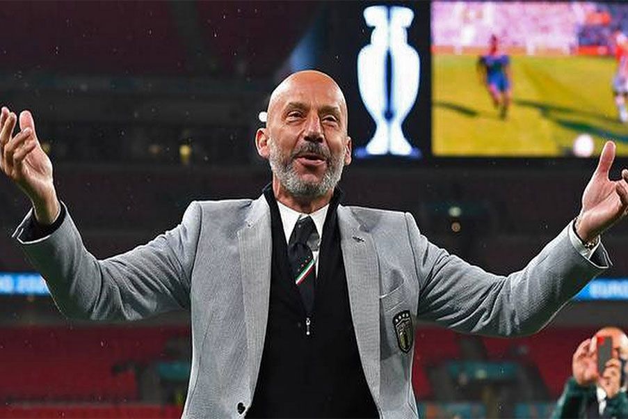 Gianluca Vialli Gianluca Vialli celebra la conquista de la UEFA EURO 2020