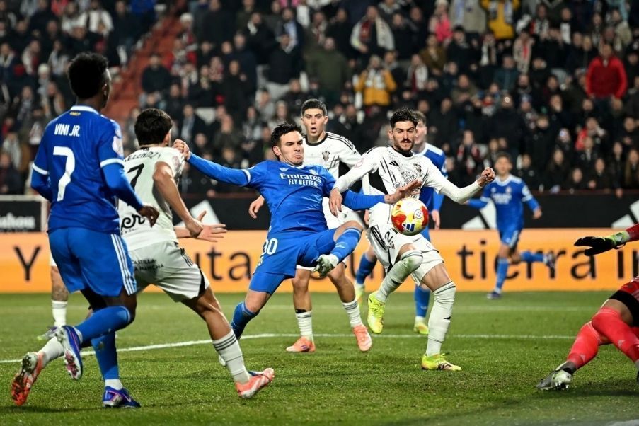 Copa del Rey El Albacete sorprendió al Real Madrid y le venció 3-2 y le eliminó de la Copa del Rey en el debut de Álvaro Arbeloa como entrenador