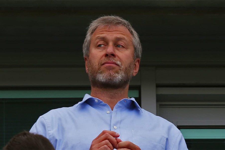 Roman Abramovich Roman Abramovich en Stamford Bridge en un partido del Chelsea en 2014