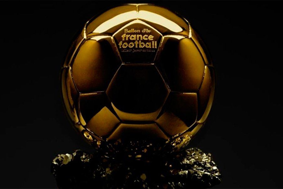 Balón de Oro Trofeo del Balón de Oro de France Football que en este año no contará con la presencia entre sus candidatos de Leo Messi y Cristiano Ronaldo.
