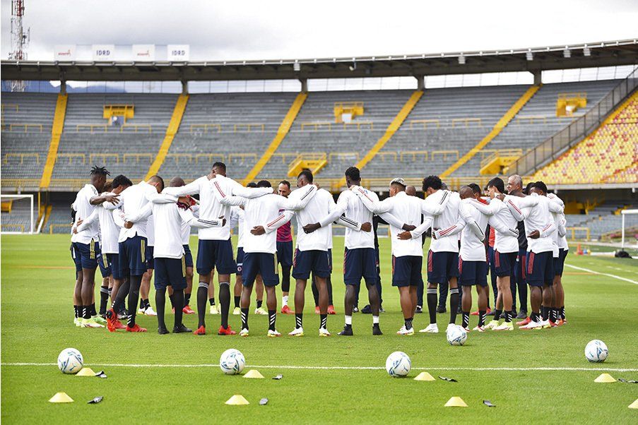 Selección Colombia en entrenamiento en 2021