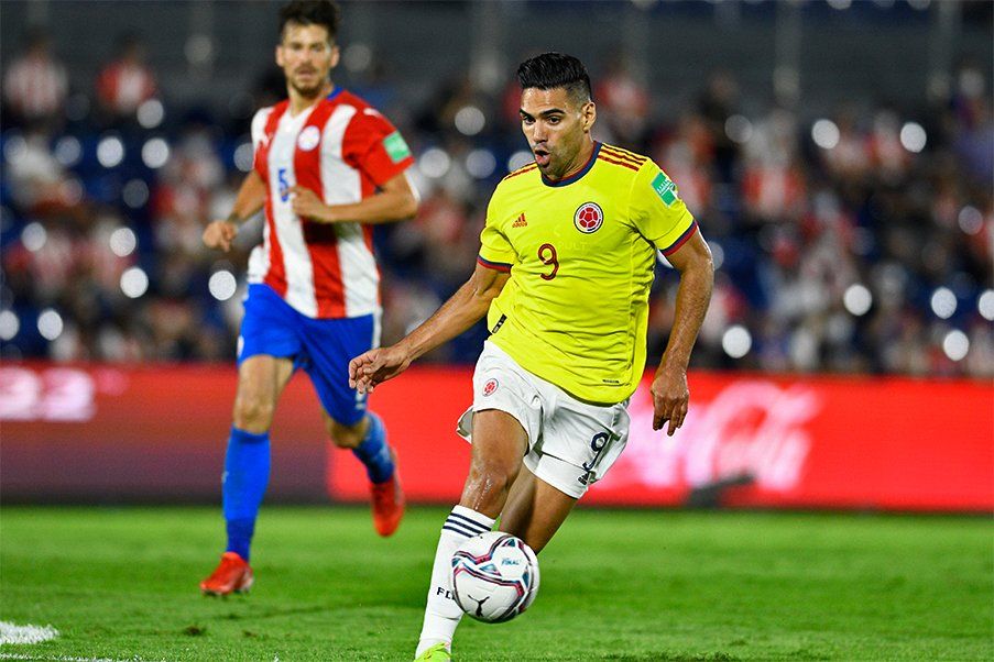 Radamel Falcao Radamel Falcao en el duelo ante Paraguay en Asunción
