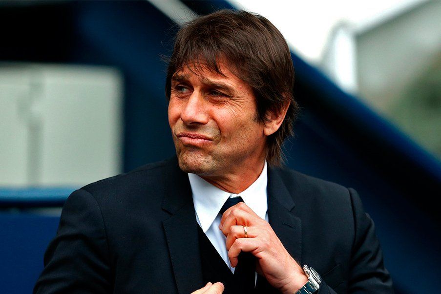 Antonio Conte Antonio Conte entrenador italiano del Tottenham