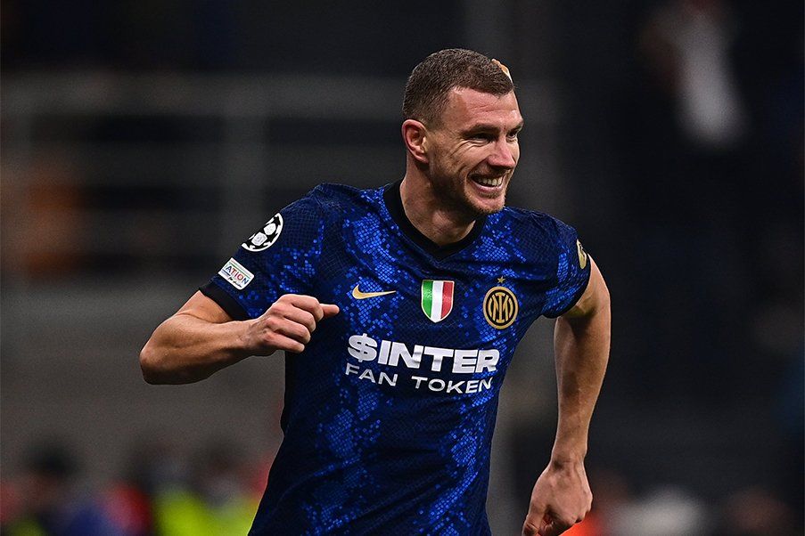 Edin Dzeko Edin Dzeko atacante del Inter
