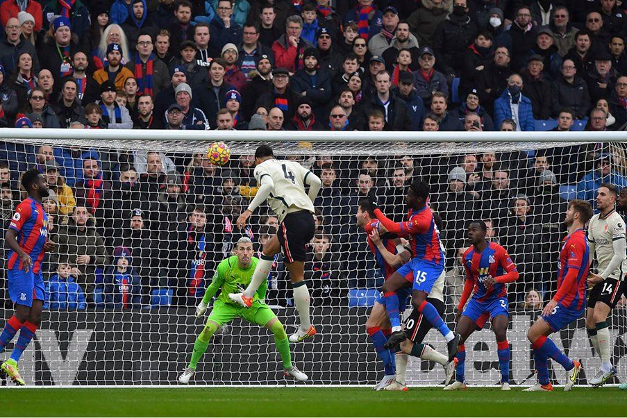 El Liverpool venció al Crystal Palace 1-3 en Londres