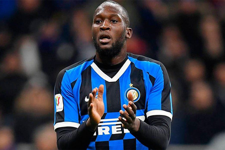 Romelu Lukaku in his stage with Inter Milan and now come back in Italy for play in Nápoli.