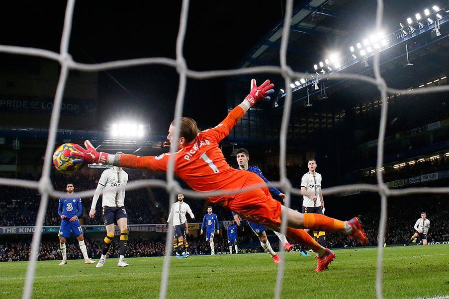 Jordan Pickford Jordan Pickford fue una muralla para el Chelsea