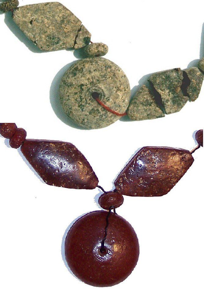 RRestauration/Reparatur von Bernstein. Atelier Restauration Bernstein. Schließen von Rissen an Bernstein. Oberflächenüberarbeitung von Bernstein. Ergänzen von Fehlstellen mit speziellen Ergänzungsmassen Bernstein. Kette 18. Jahrhundert Griechenland.