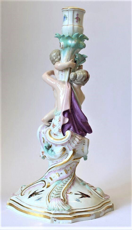 Restauration/Reparatur von Porzellan/Porzellankerzenhalter. Rekonstruktion von fehlenden Teilen an Porzellan. Atelier Porzellanarbeit. Zusammenpuzzeln zerstörter Porzellanfiguren. Jahrlange Erfahrung in der Arbeit mit Porzellan. Porzellanschale.