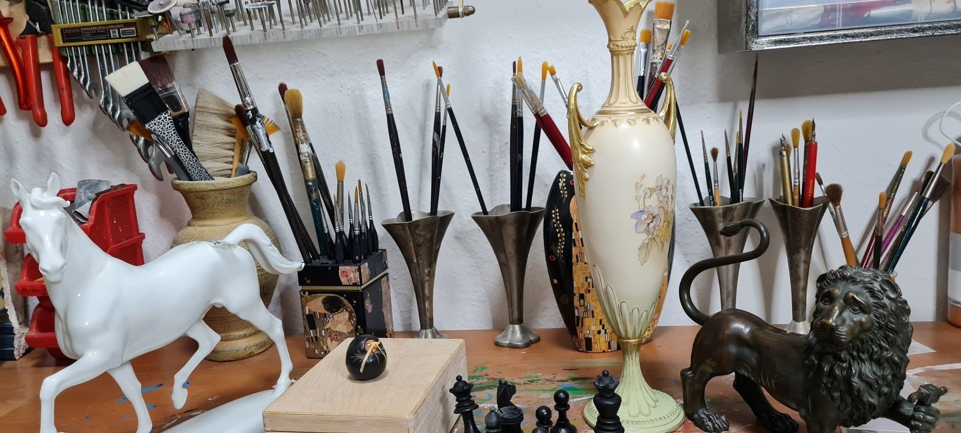 Wir restaurieren Professionell Porzellan, Porzellanvasen, Porzellan -Objekten, Porzellanfiguren, Kunstgegenstände, Gebrauchsgegenstände, Thomas, Villeroy, Boch, Hutschenreuther, Reproduktion