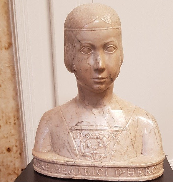 Restauración de un busto de mármol