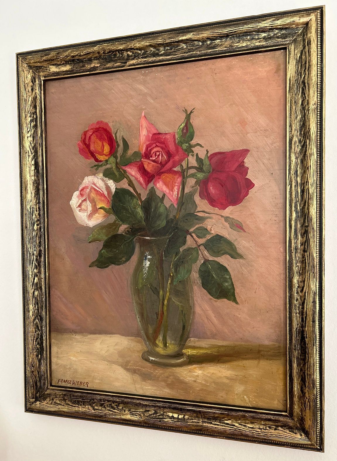 Ölgemälde wurden gereinigt, Farbschäden retuschiert und anschließen mit Firnis versiegelt. Das Ölgemälde wurde mit einem neuen Schattenfugen-Bilderrahmen ausgestattet. Wir bieten Ihnen alles für die stilvolle Rahmung Ihrer Kunstwerke. Ein großes Sortiment an Rahmenleisten in verschiedenen Stilen von antik bis modern, von ausgewählten Qualitätsherstellern steht für Sie zur Verfügung und bietet eine vielfältige Gestaltungsfreiheit.