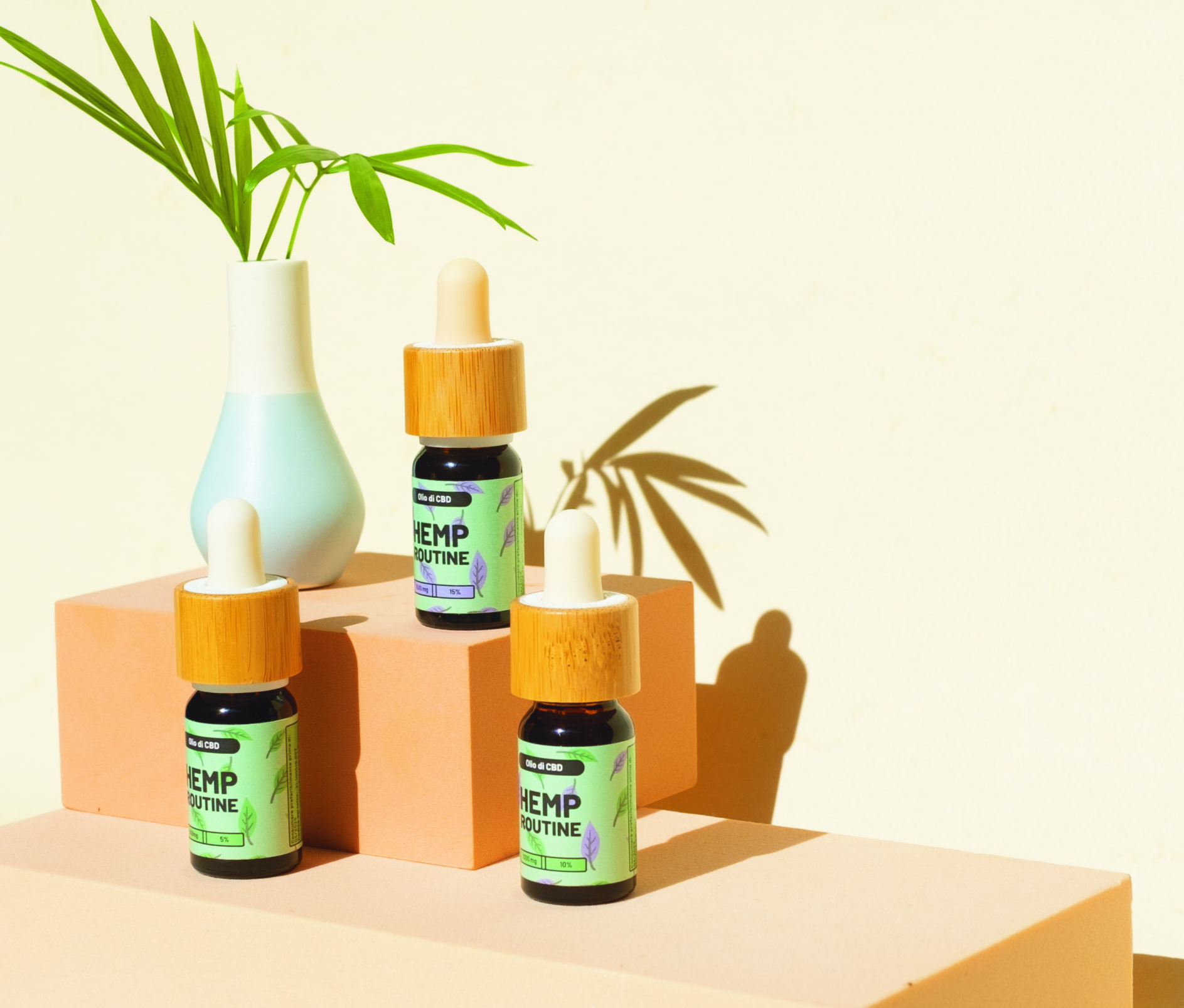 SCopri Hemproutine : l'olio cbd vegan migliore che ci sia HempRoutine : il miglior olio cbd vegano