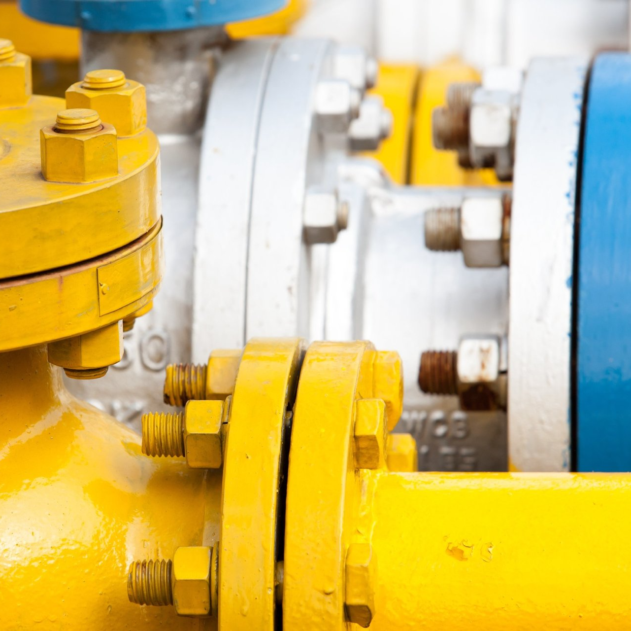 Conseil en réglementation, conseil en conformité, produits chimiques, produits chimiques interdits, conformité des FDS, conformité des étiquettes, comparaison des dangers des produits, conformité des fiches de données de sécurité, notification de nouvelles substances, identifiant unique de formulation, FDS européennes, danger physique, danger pour la santé humaine, notification au centre antipoison, PCN, portail REACH, FDS européennes, étiquettes GHS, étiquettes de produits de consommation, enregistrement de produits, notification de nouvelles substances au Canada, avis préalable à la fabrication, PMN, Notification d'utilisation nouvelle significative, SNUN, Exemption pour faible volume, LVE, Agence de protection de l'environnement, EPA, Enregistrement de nouvelles substances, Agence européenne des produits chimiques, Europe, Formation GHS